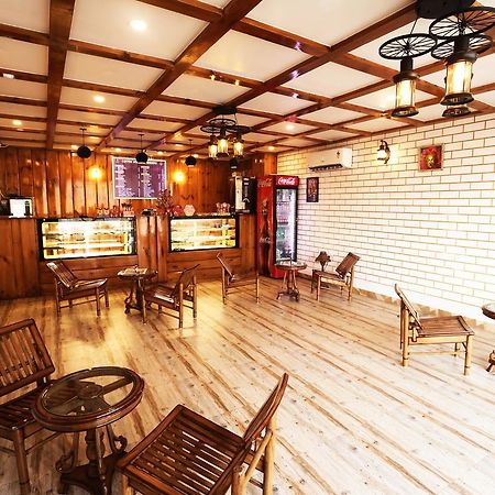 The Grand Orion Chinhat Bagian luar foto