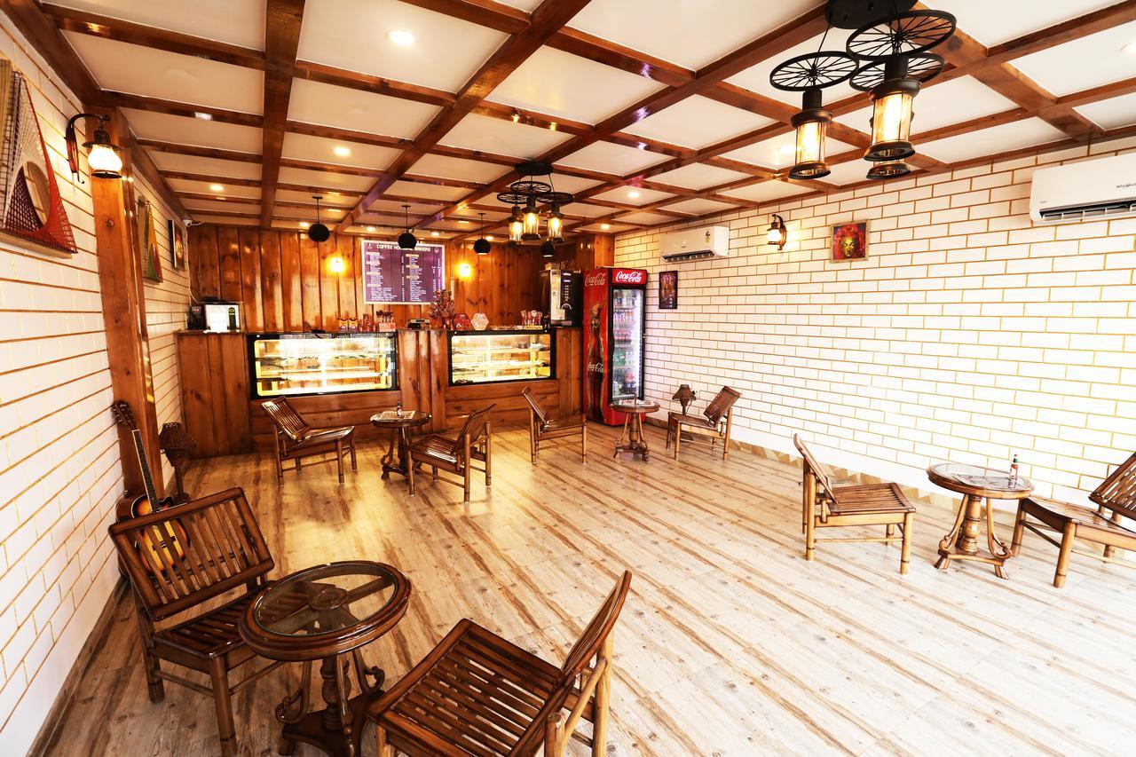 The Grand Orion Chinhat Bagian luar foto
